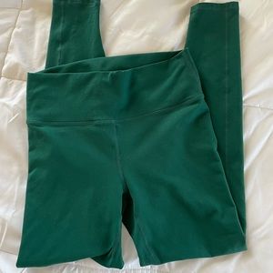 Fabletics Powerhold Leggings (size small)